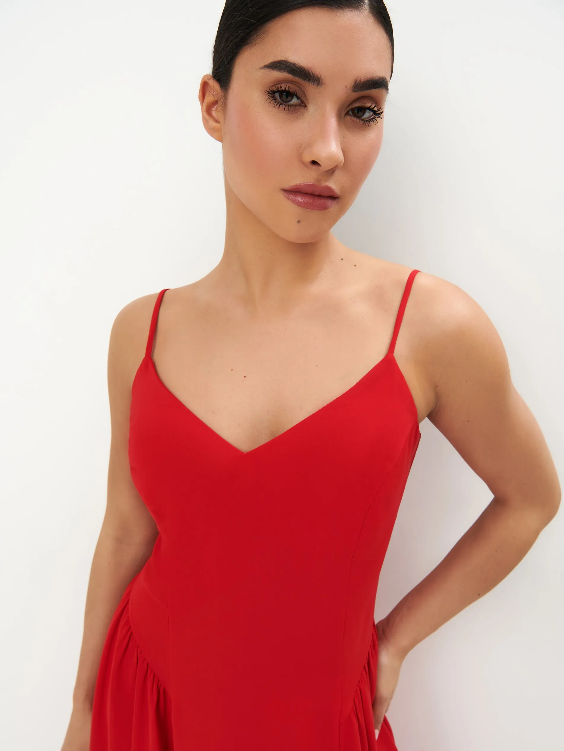 Abito midi con spalline