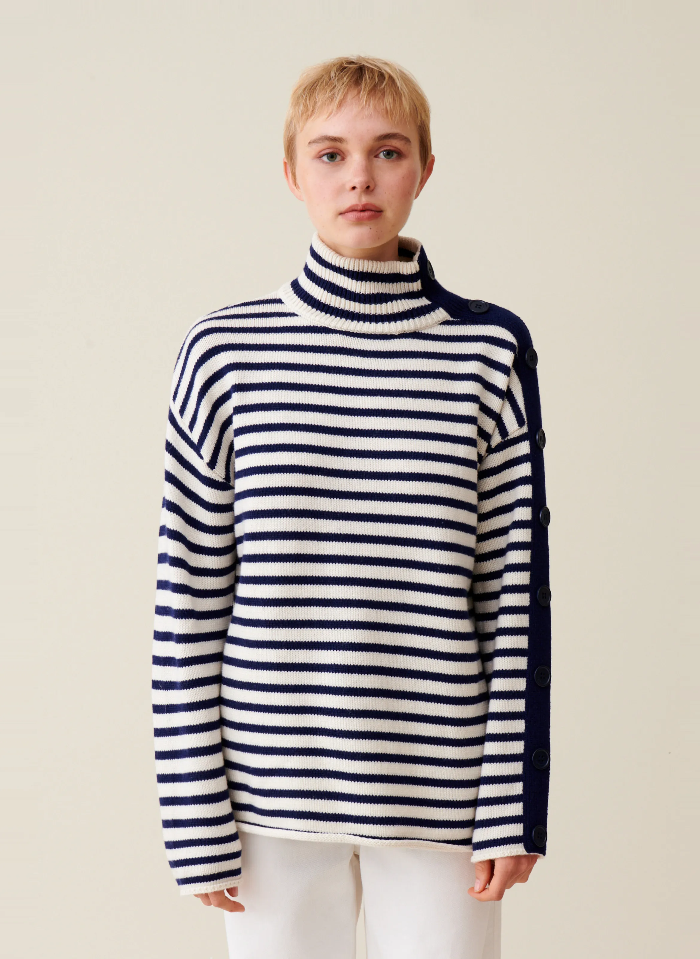  CLAUDIE PIERLOT   Maglione a righe con collo alto e bottoni | Multicolore