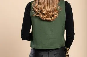Gilet elegante con bottoni, color kaki