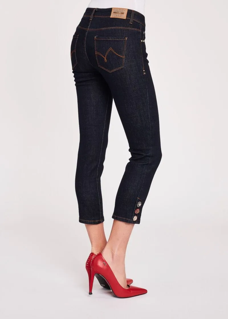 Jeans con bottoni gioiello