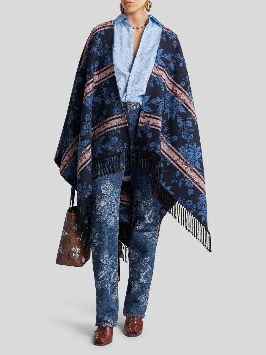 MANTELLA CON MOTIVO FLOREALE JACQUARD