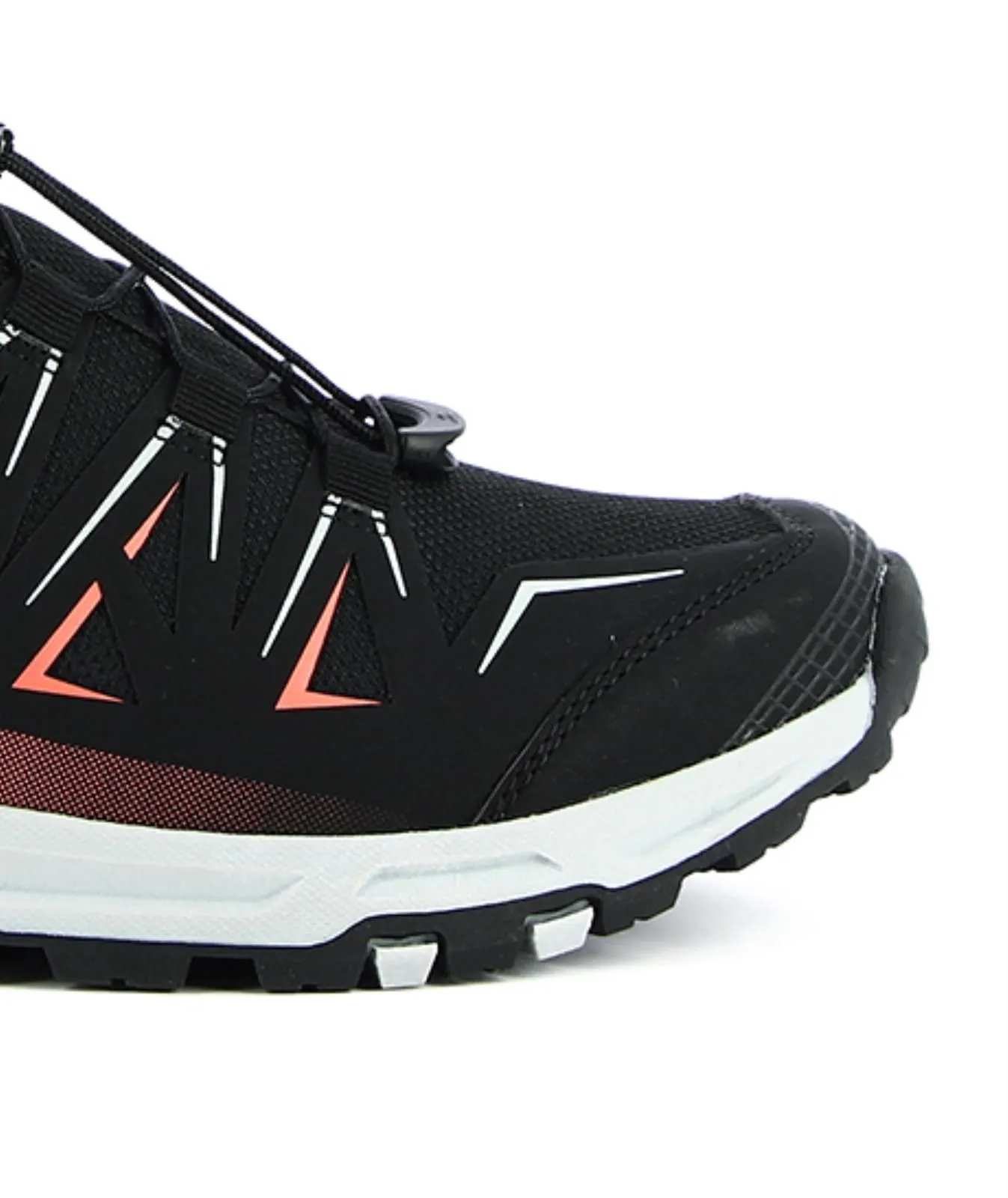 Sneakers nere da trekking