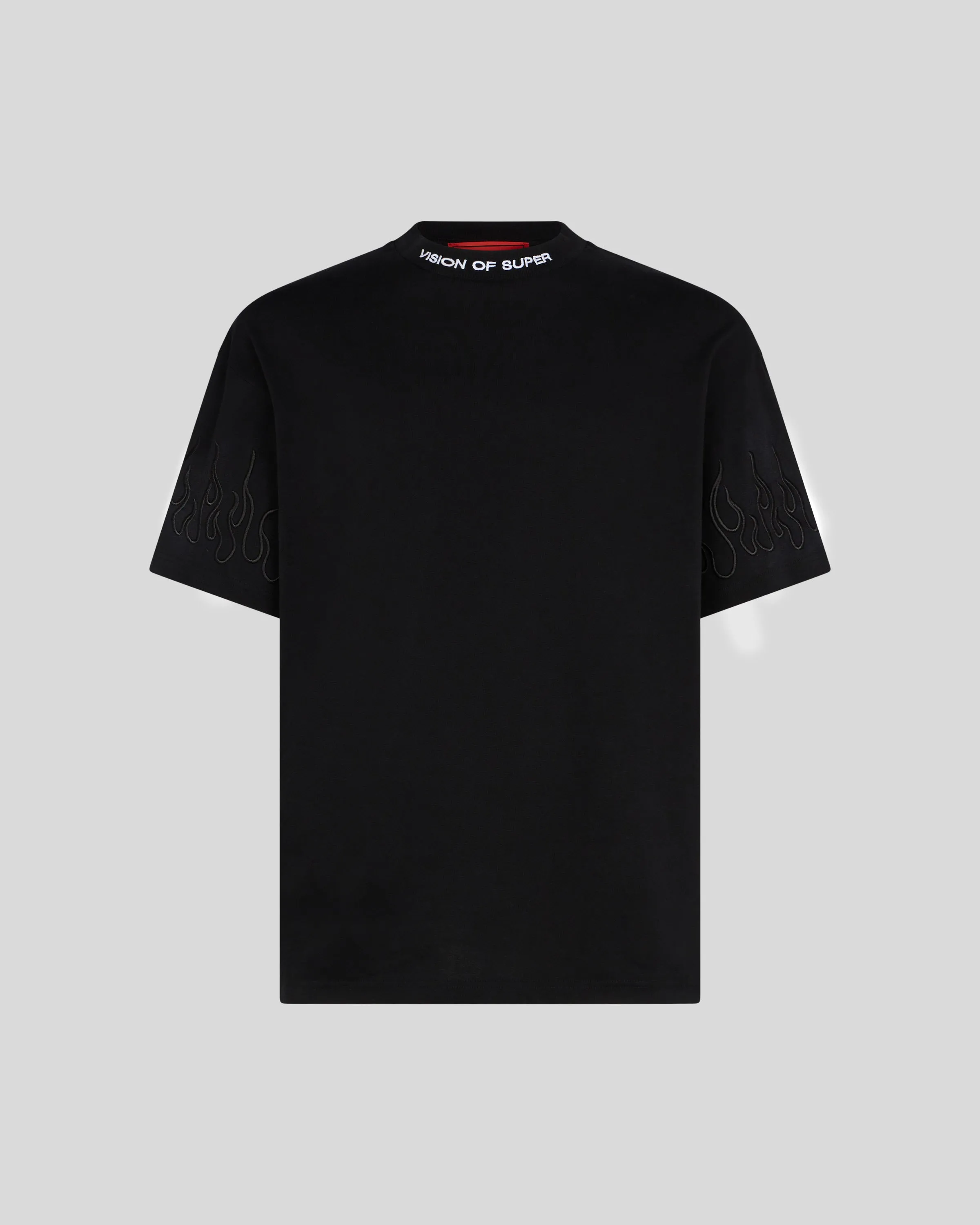 T-SHIRT NERA CON FIAMME NERE